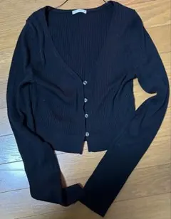 ブラック リブ編み Vネック カーディガン　GU 丈短