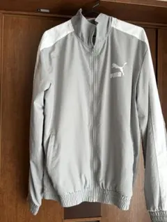 プーマMジップアップジャケット