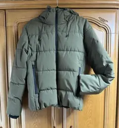 【CONFIRM】フード付き中綿ダウンジャケットM