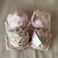 ブラジャー　下着　未使用　ベージュ　ピンク