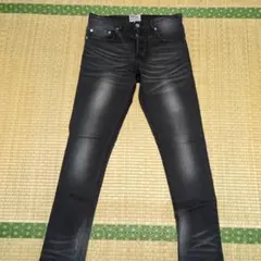 Item thumbnail for item c6ecf82d-f248-47ea-ae6d-9365d4b82f52