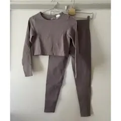 【新品未使用】H&M　トレーニングウェア　セットアップ　Sサイズ