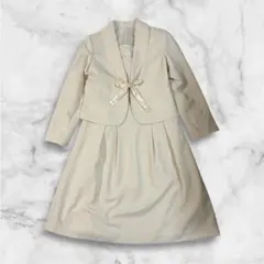 新品タグ付き❣️アイボリー リボン付き ワンピーススーツ　卒業式　入学式　13号