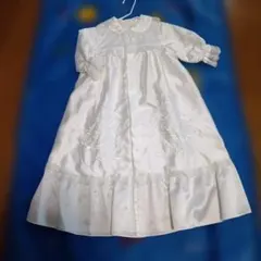 ホワイトサテンセレモニースーツ 50〜70cm（3〜9kg）帽子スタイ付き