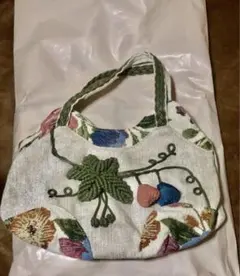 Item thumbnail for item f5558d08-5f7a-4b19-8c68-b8671b093f70