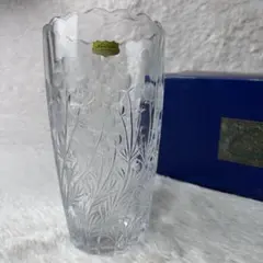 Noritake クリスタル花瓶 花柄彫刻 高さ約20cm