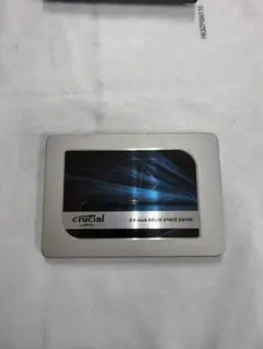 crucial MX500 500GB 2.5インチSSD
