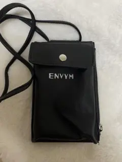 ENVYM ブラック スマホショルダーバッグ