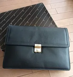 Item thumbnail for item a7427d3c-25e3-45d5-819d-9f8d2e072ccf