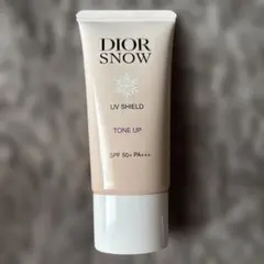 DIORスノー日焼け止め乳液のサムネイル