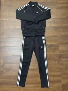 adidas 三本ライン 三つ葉 ジャージ 上だけ - メルカリ