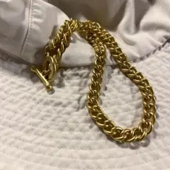 golden coating choker