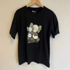 ユニクロ　KAWS UT Tシャツ　Lサイズ