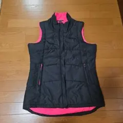 UNDER ARMOUR ノースリーブダウンベスト 黒/ピンク　LG