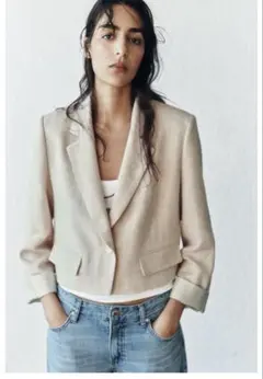 美品　ZARA リネンブレンド クロップドブレザー ライトベージュ Sのサムネイル