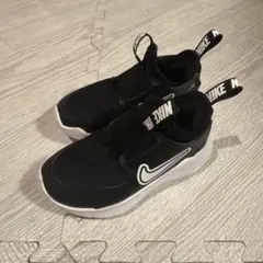 Nike ブラック スニーカー スリッポン