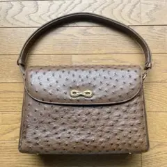 オーストリッチ ショルダーバッグ ダークブラウン - メルカリ