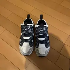 Reebok スニーカー ホワイト ブラック 総柄