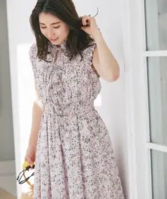 ＆.NOSTALGI 美品　【高田麻紀子さんコラボ】コットンフラワーワンピースのサムネイル