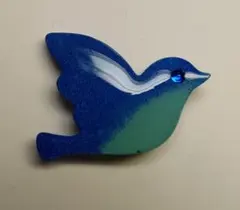 青と緑の小鳥のブローチ