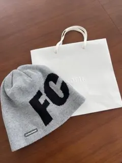 F.C.Real Bristol ニット帽 即完売品のサムネイル