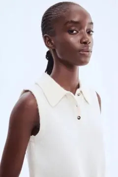 ⭐︎タグ付き⭐︎該当サイズ完売⭐︎ H&M 襟付きプルオーバーベスト　ノースリーブのサムネイル