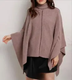 新品タグ付き　LIP SERVICEバイカラーニットポンチョ ブラウン