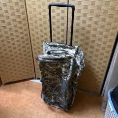 た1 迷彩ダッフルバッグ 大容量 キャスター付