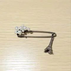 エッフェル塔とパールのブローチピン