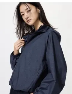 ユニクロ　ポケッタブルＵＶカットパーカー　ネイビー　XL