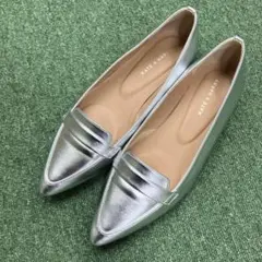 シルバーフラットシューズ