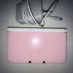 ‼️美品‼️ニンテンドー3DS LL ピンク/ホワイト　充電器付き　即日発送