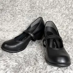 未使用級 リゲッタ 2way ストラップ パンプス 黒 22.0コンフォートのサムネイル
