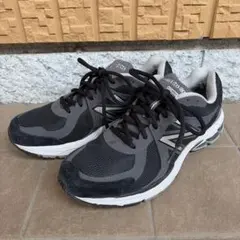 〈コムデギャルソンオム〉New Balance 860v2