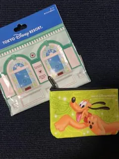 新品未使用　完売　ディズニー　パークチケット　ポーチ　小物入れ　プルート