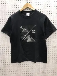 VISION HIGH TECH ピラミッド 太陽 月 ロゴグラフィック シャツ