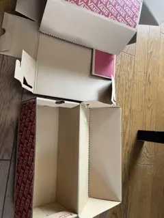 VANS空箱2箱　一箱一部切れてます