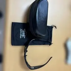 ブラックフライのサムネイル