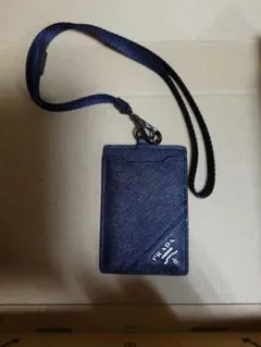 専用【PRADA】キーホルダー サフィアーノレザー テニスラケット 黒 Prada サフィアーノレザーキーホルダー テニスラケット - メルカリ