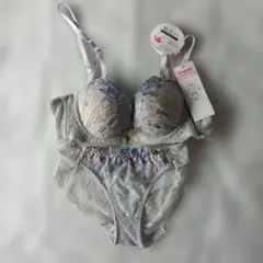 Item thumbnail for item 1a979f26-013f-4f3d-91e3-cfb87b3330af