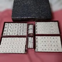 中国骨董品 麻雀牌】背竹 骨材 ヴィンテージ 完品 古物 - メルカリ