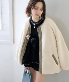 アイボリー ボアジャケット オーバーサイズ