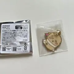 ちいかわパーク　メタルチャーム　らっこ