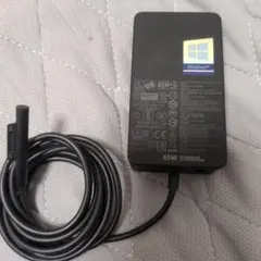 Surface 65W マグネット式電源アダプター