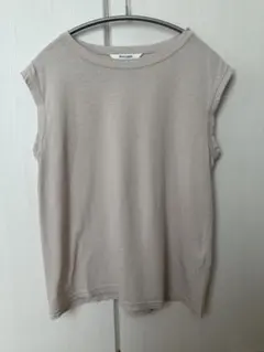 Item thumbnail for item afe61c8a-6bdc-4177-b445-a7a008e1e49a