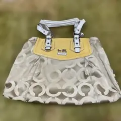COACH ロゴトートバッグ ベージュ/イエロー