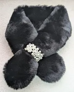 【新品未使用】smooch フェイクファーマフラー ループティペット