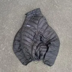 Patagonia 短丈 ダウンジャケット y2k テック系 12年製 黒 人気