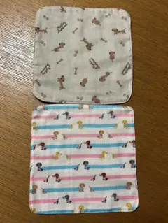 ダックスフンド⭐︎ガーゼハンカチ⭐︎2枚①