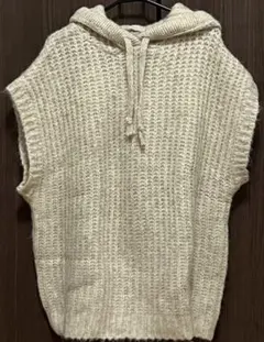 ZARA ザラ アイボリー ベージュ フード付き ノースリーブ ニット